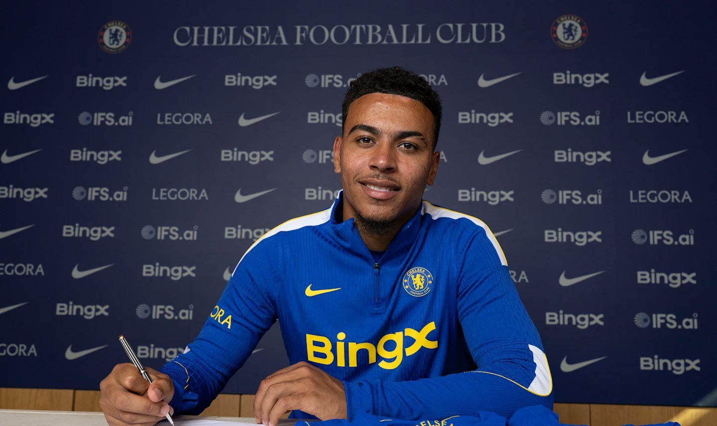Chelsea anuncia reforço de R$ 800 milhões que jogou a Copa do Mundo.
