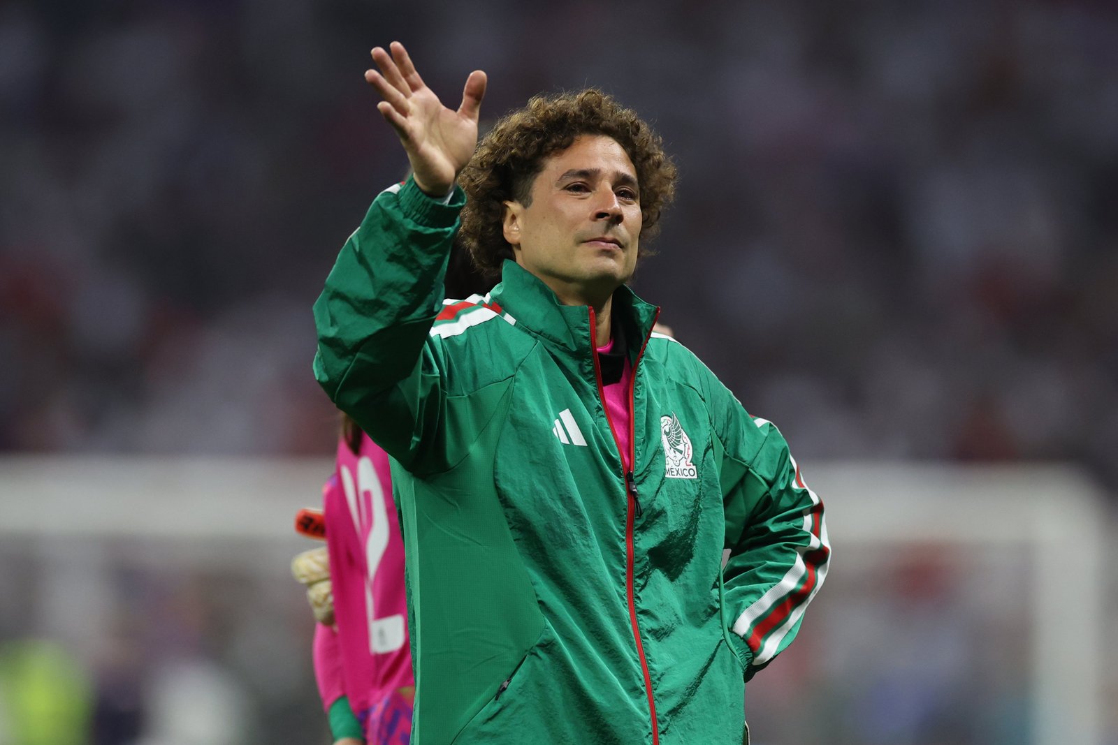 Guillermo Ochoa anunciou sua aposentadoria do futebol.