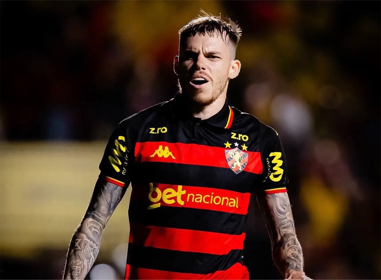 Botafogo negocia com o Sport a contratação do atacante Chrystian Barletta.