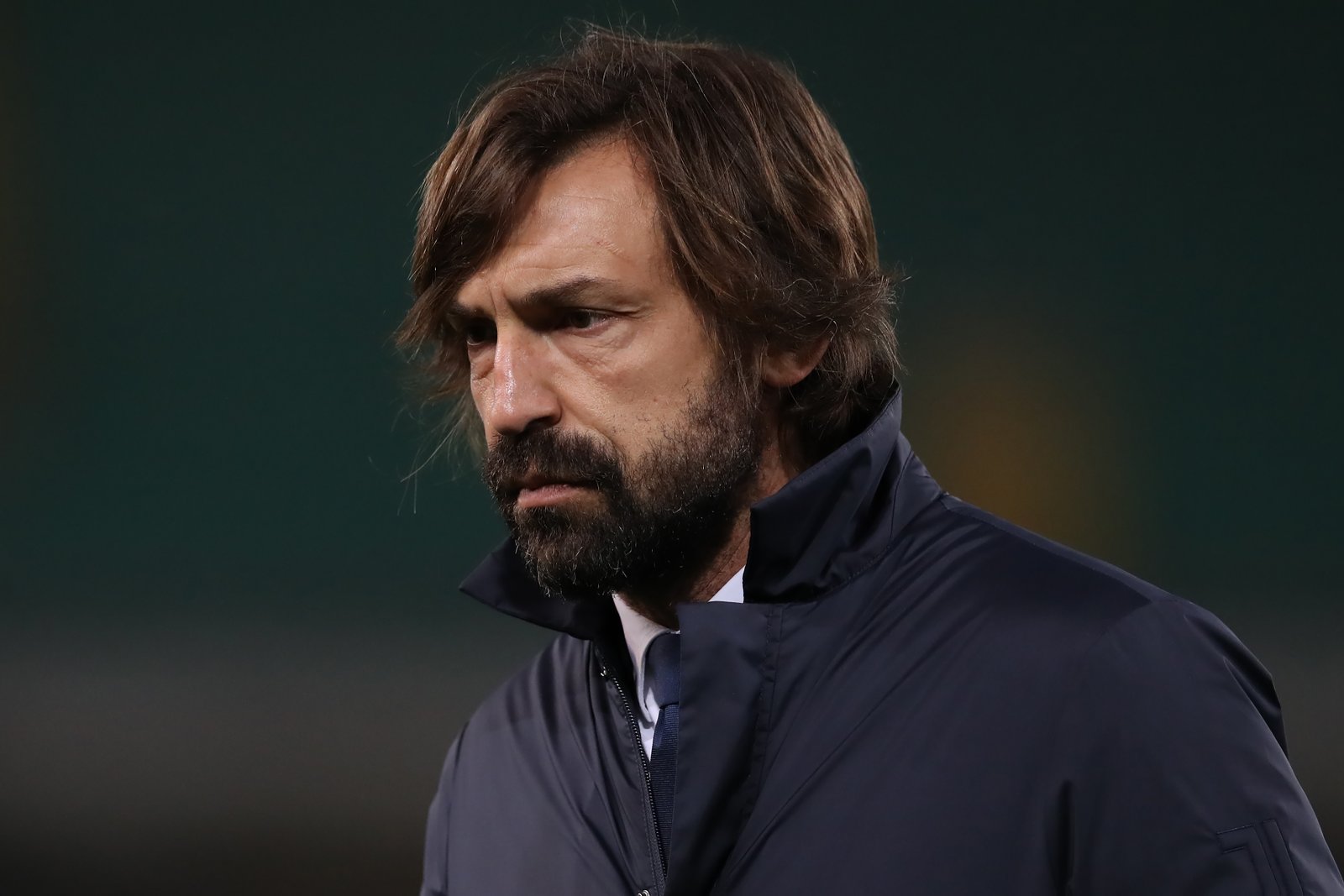 Pirlo aceita proposta de Maldini e será o novo treinador da Itália.