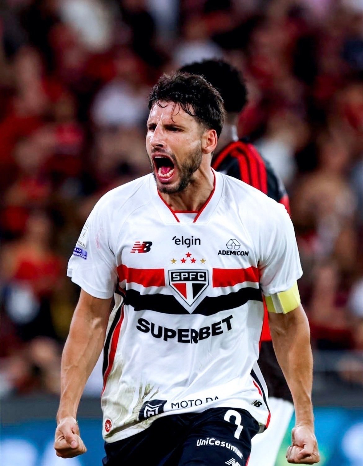 São Paulo e Calleri flexibilizam negociação e avançam por renovação de contrato.