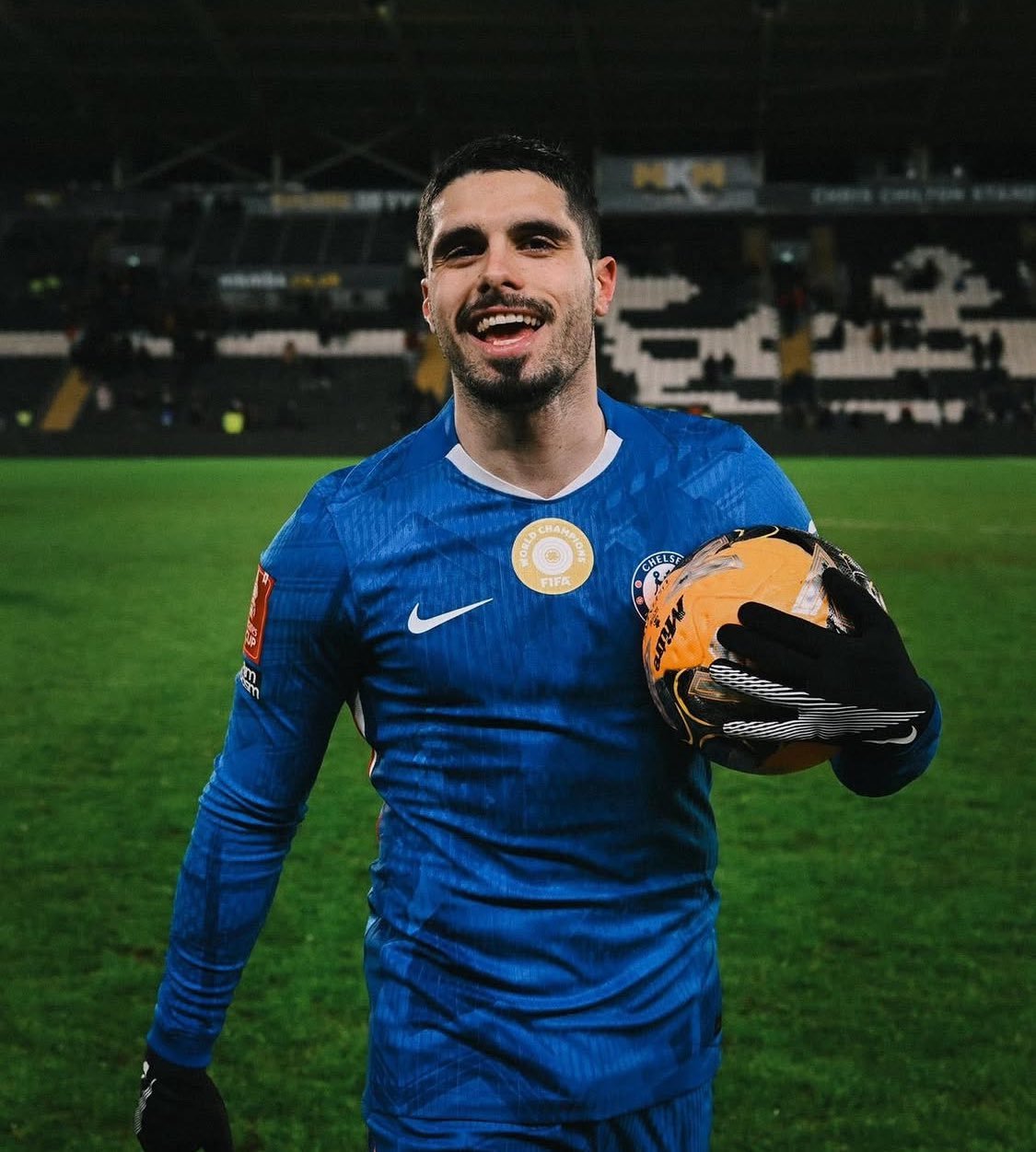 Manchester City prepara uma proposta de ?? ????Õ?? ?? ????? ao Chelsea por Pedro Neto.