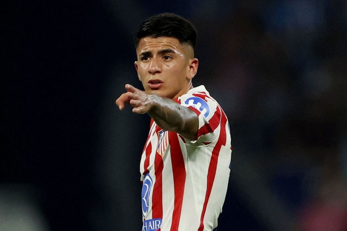 Família e vontade de voltar à Argentina influenciam Almada a priorizar River Plate.