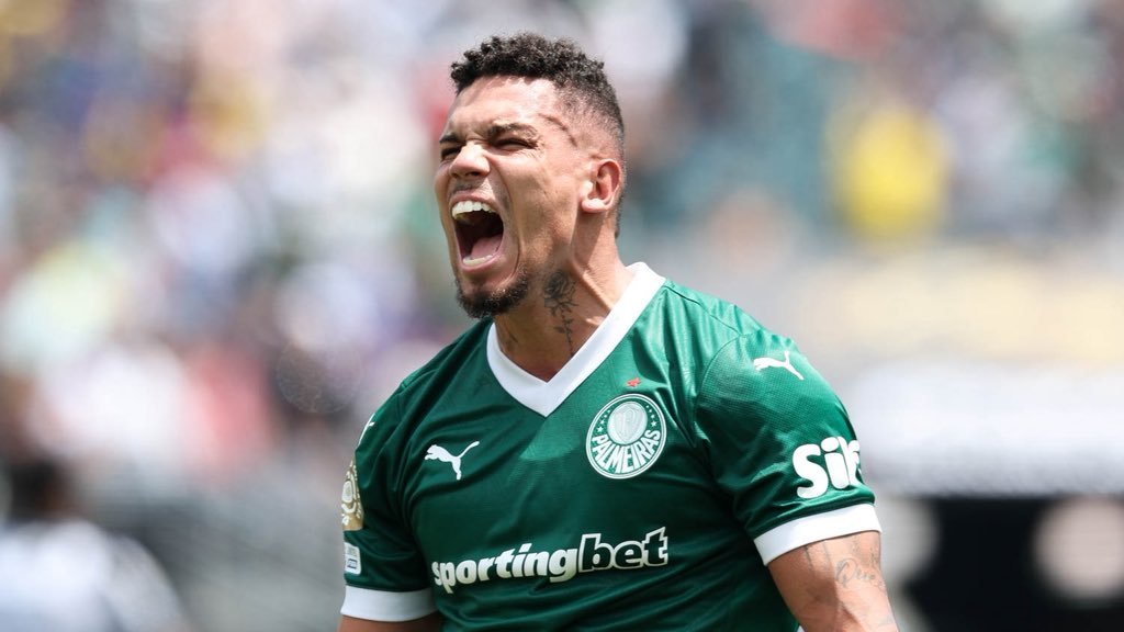 Paulinho tem lesão na coxa e vai desfalcar o Palmeiras.