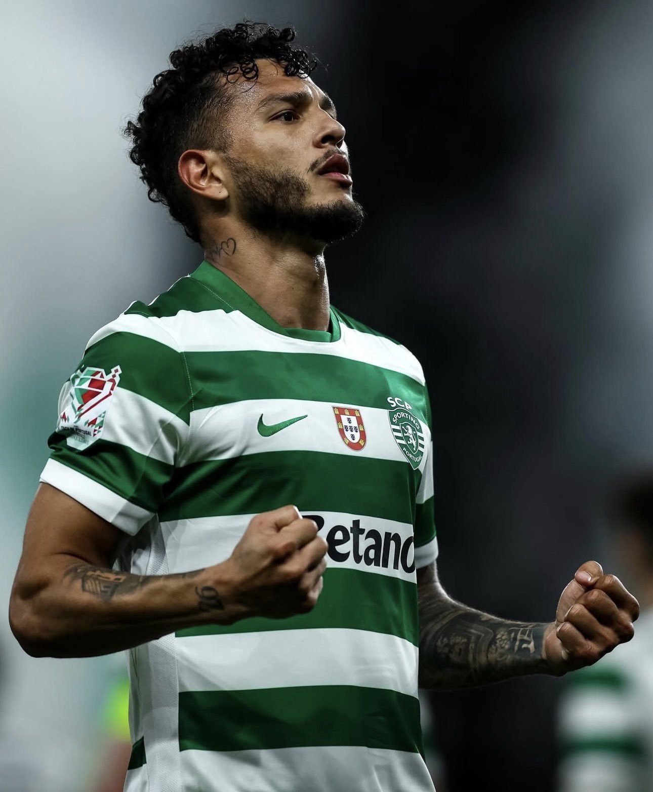Barcelona considera Luis Suárez, do Sporting, uma das possibilidades para o ataque caso não contrate Julián Álvarez.
