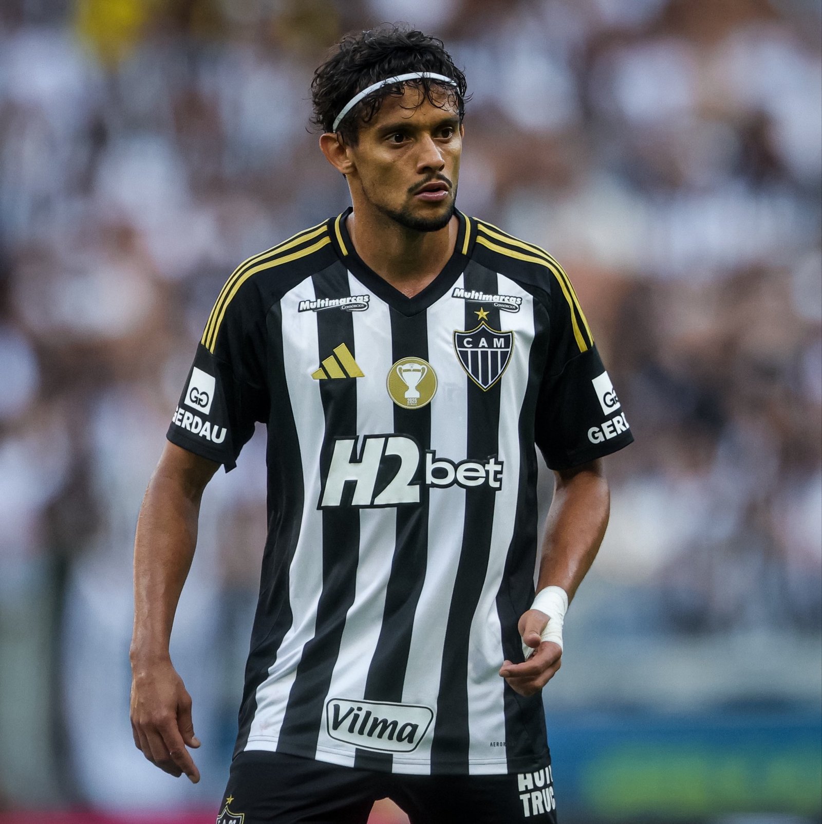 São Paulo abriu conversas com o Atlético MG pela contratação do meio-campista Gusttavo Scarpa.
