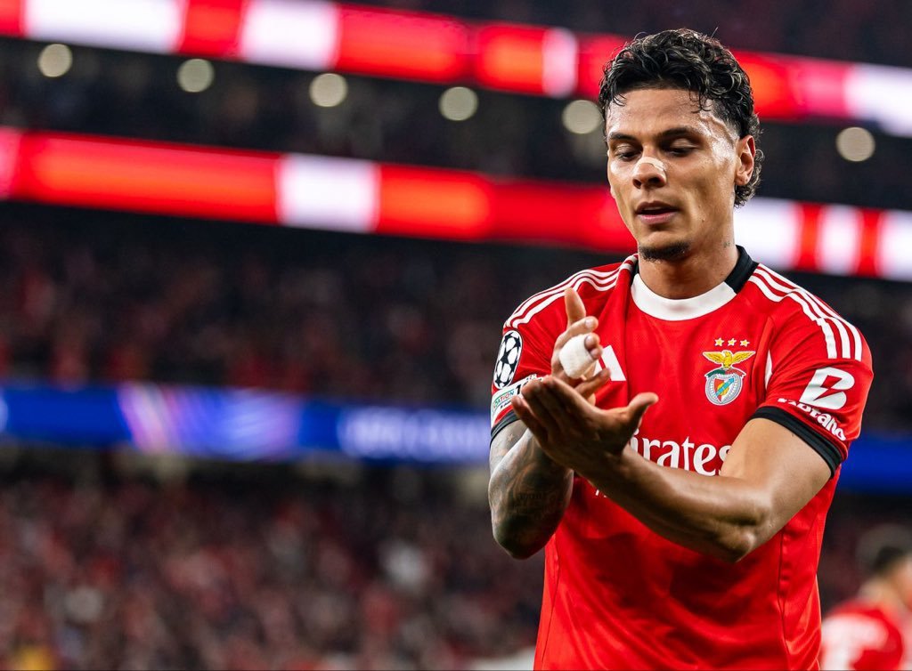 O Hull City fez proposta ao Benfica pelo meia Richard Rios.