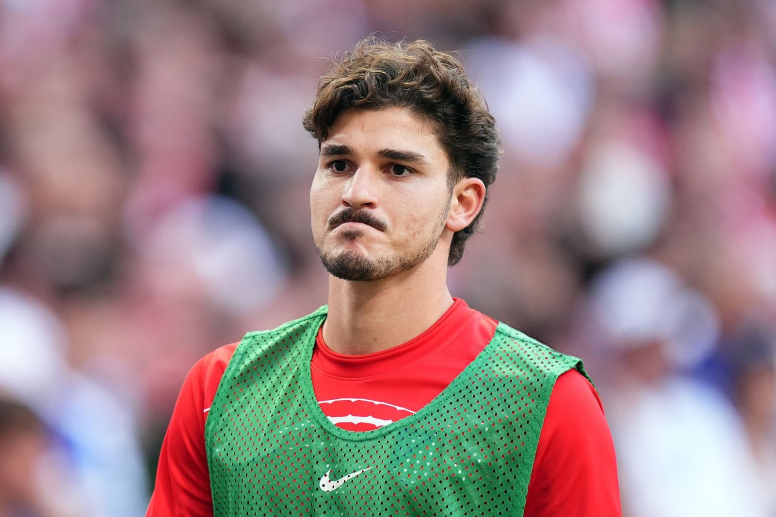 Julian Álvarez não consegue acordo e fica no Atlético de Madrid.