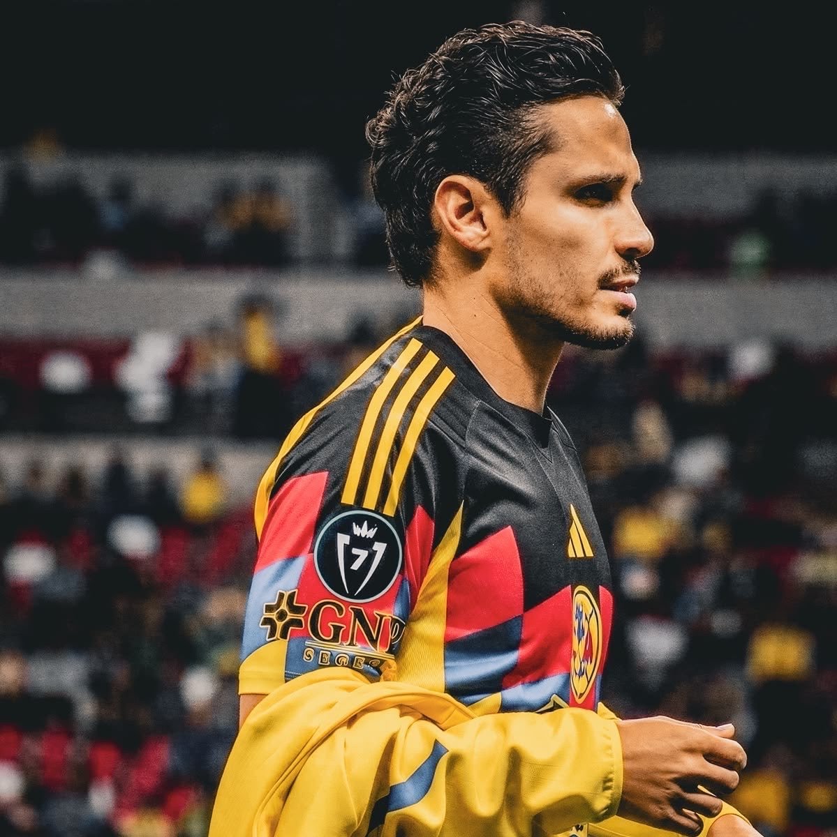 América-MEX pensa em compra, mas Raphael Veiga deseja volta ao Palmeiras.