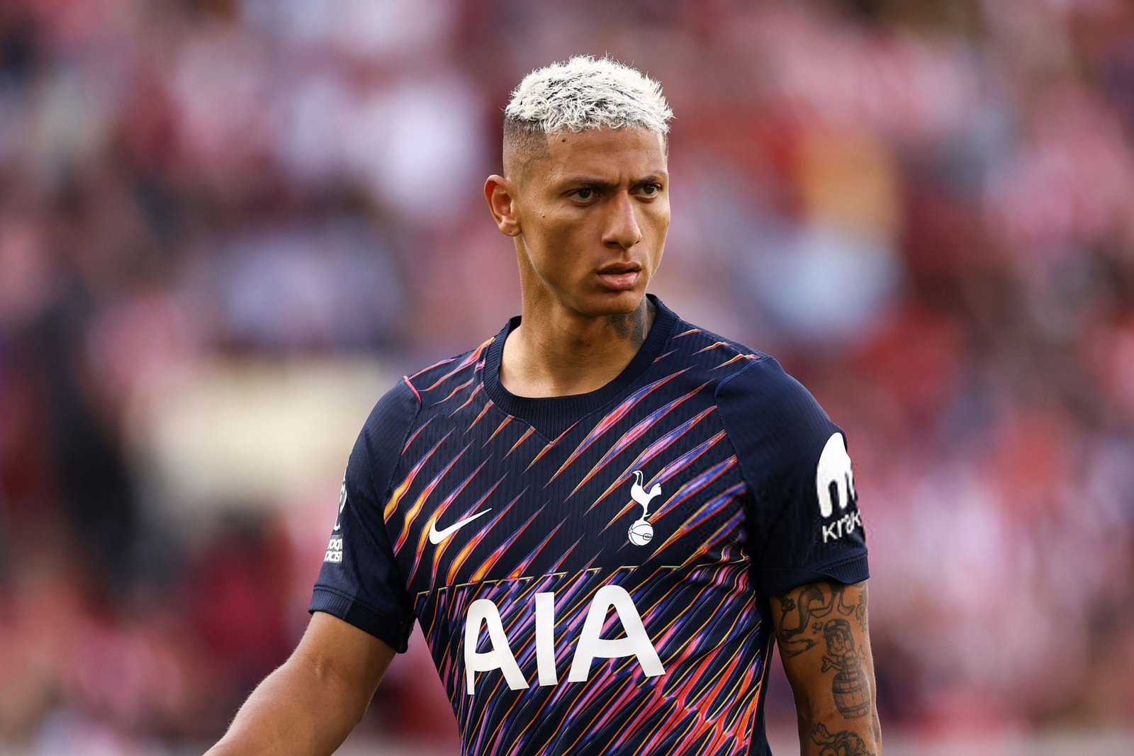 Richarlison reforça tentativa de rescisão com o Tottenham e não descarta o Vasco se ficar livre.