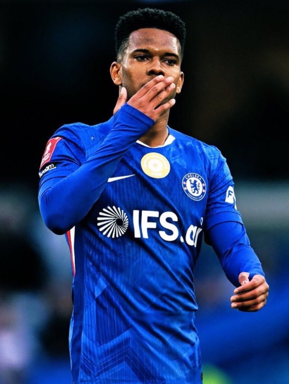 Liverpool se reuniu com o representante da jovem promessa do Chelsea, Estevão Willians.