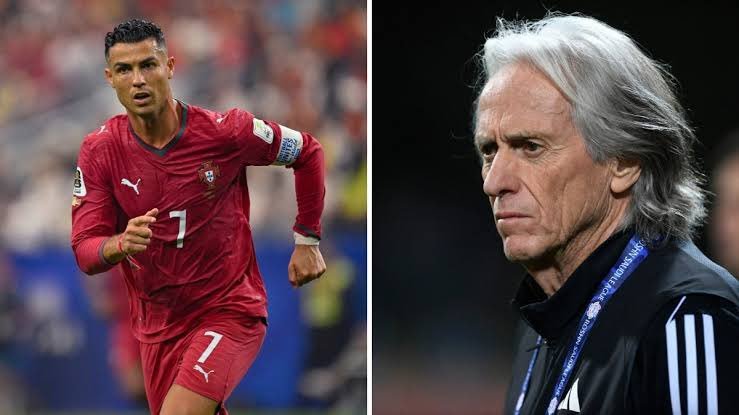 Jorge Jesus: “Não posso ignorar o assunto Cristiano Ronaldo. O Cris é um símbolo da seleção portuguesa.